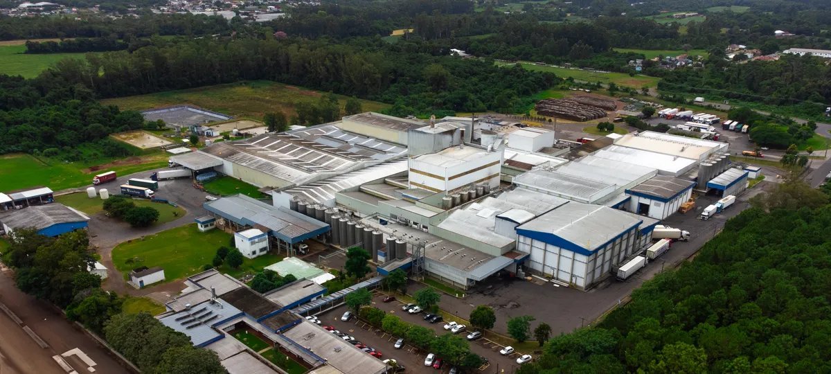 Lactalis fecha acordo de R$ 12,23 bilhões para adquirir operações de consumo da Fonterra - Imagem do artigo