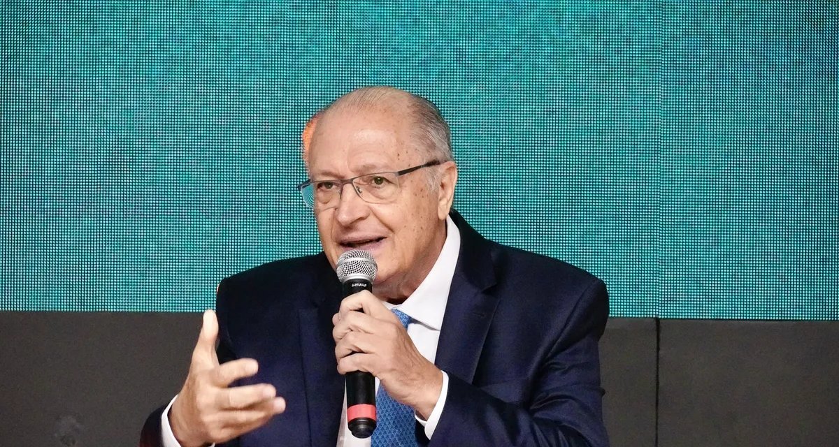 Delegação brasileira vai ao México para ampliar comércio em meio a aumento de tarifas dos EUA - Imagem do artigo