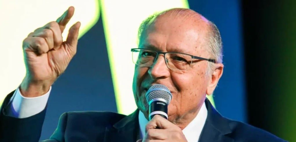 Alckmin diz que Brasil tem cenário favorável para diminuir importação de fertilizantes - Imagem do artigo