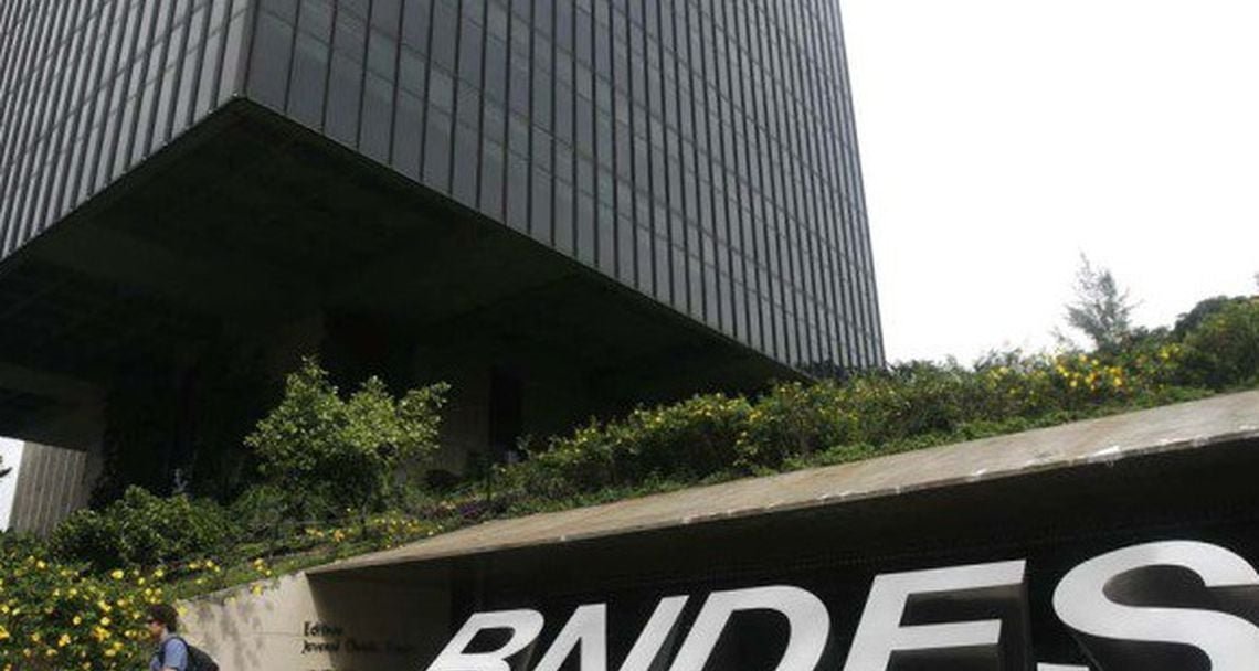 BNDES aprova R$ 1,2 bilhão em financiamentos para empresas atingidas por tarifaço dos EUA - Imagem do artigo original