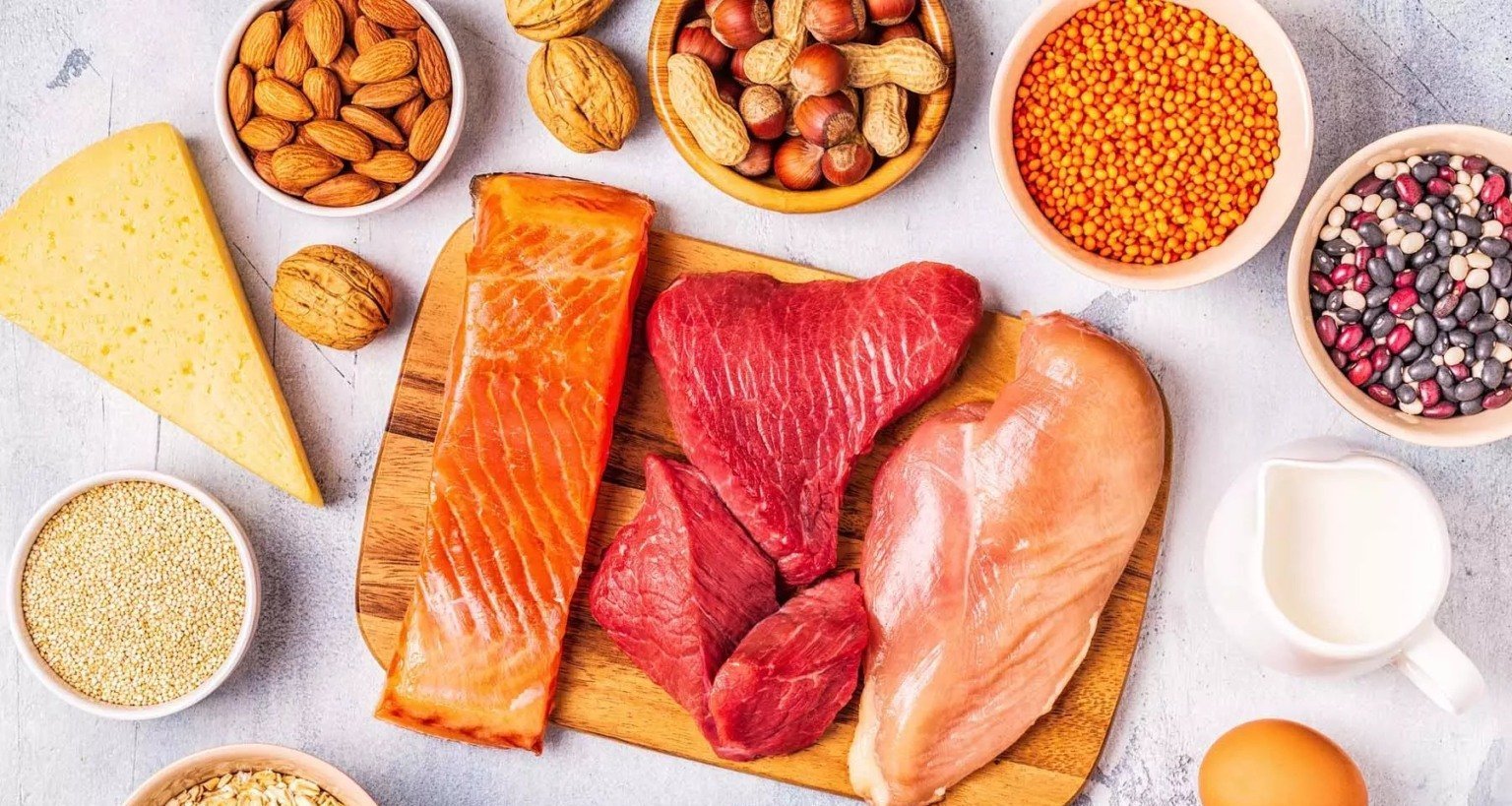 Proteínas animais e vegetais: nutricionista orienta sobre consumo e combinação para ganho muscular - Imagem do artigo